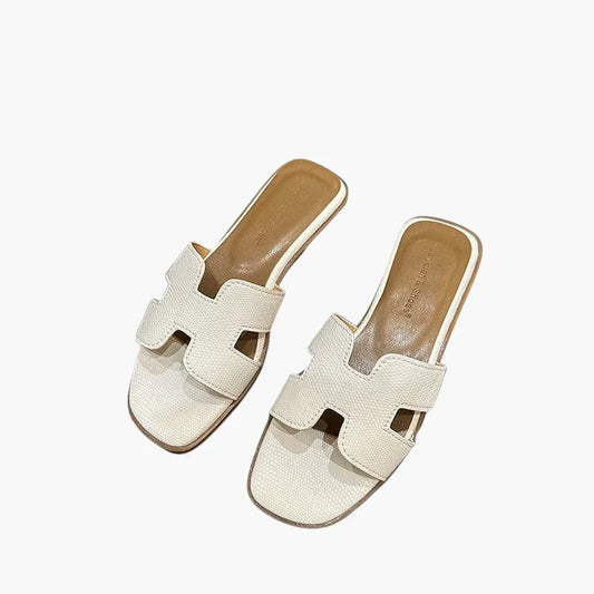 Trendy Women’s Flat Sandals – H-Strap Water-Resistant Beach Shoes